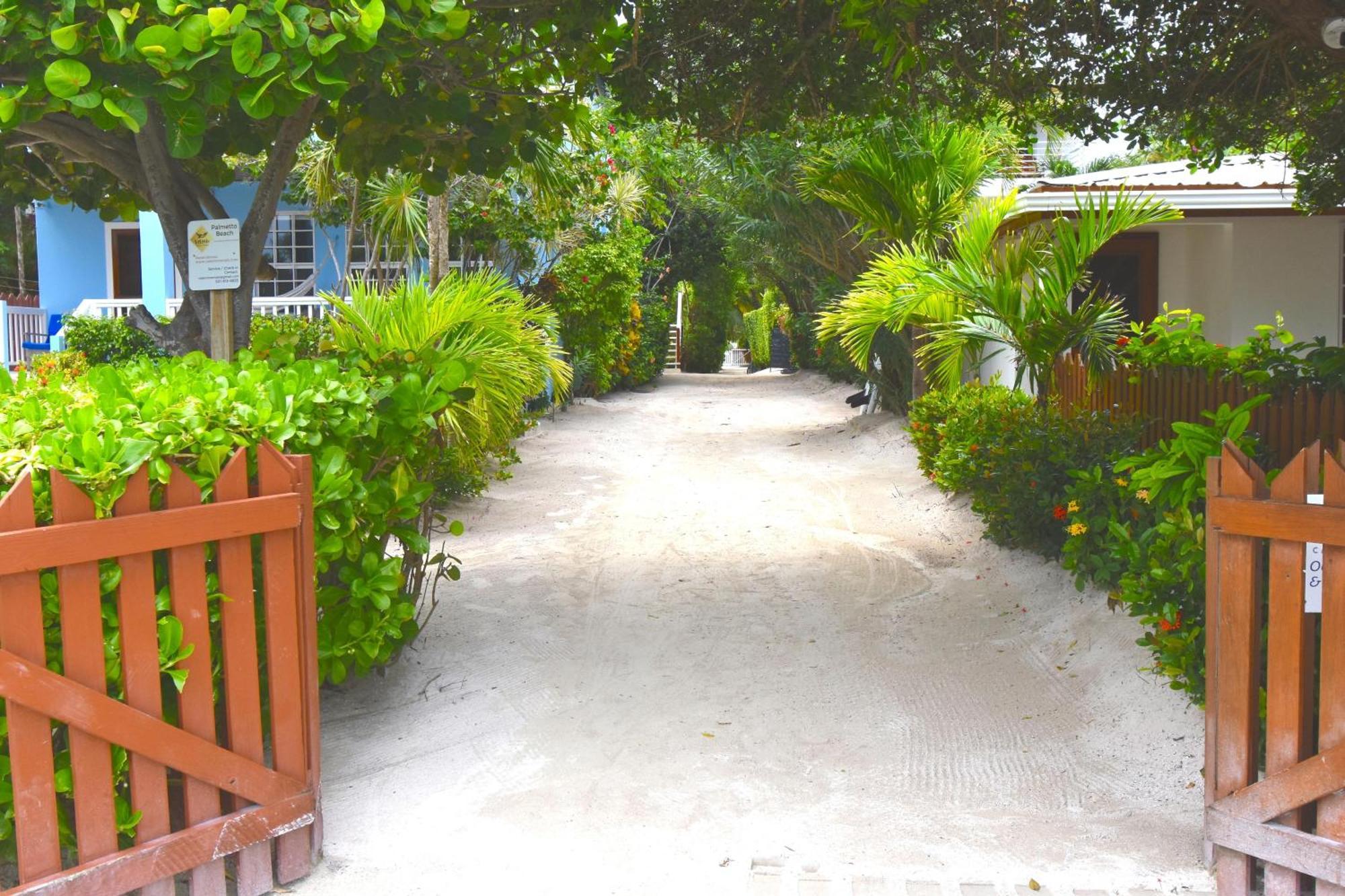 Palmetto Garden Cottage Caye Caulker Bagian luar foto